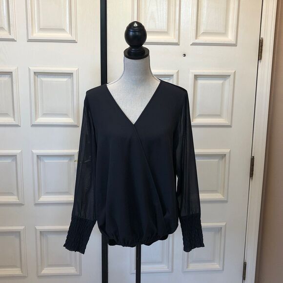 DG2 Diane Gilman Black Surplice Blouse,with sheer long sleeves size Small - Picture 1 of 5